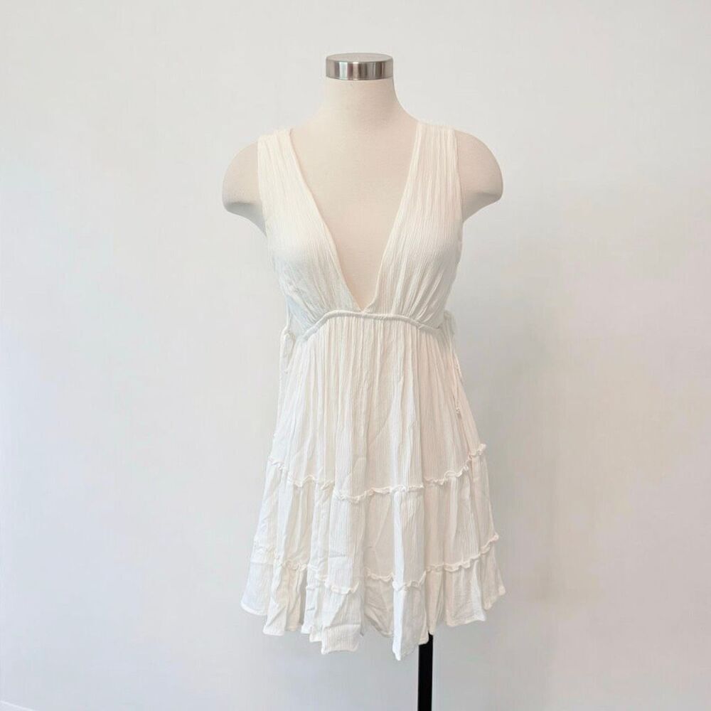 Jessie and Sky White Floral Mini Dress Peasant Ruffle Babydoll Medium